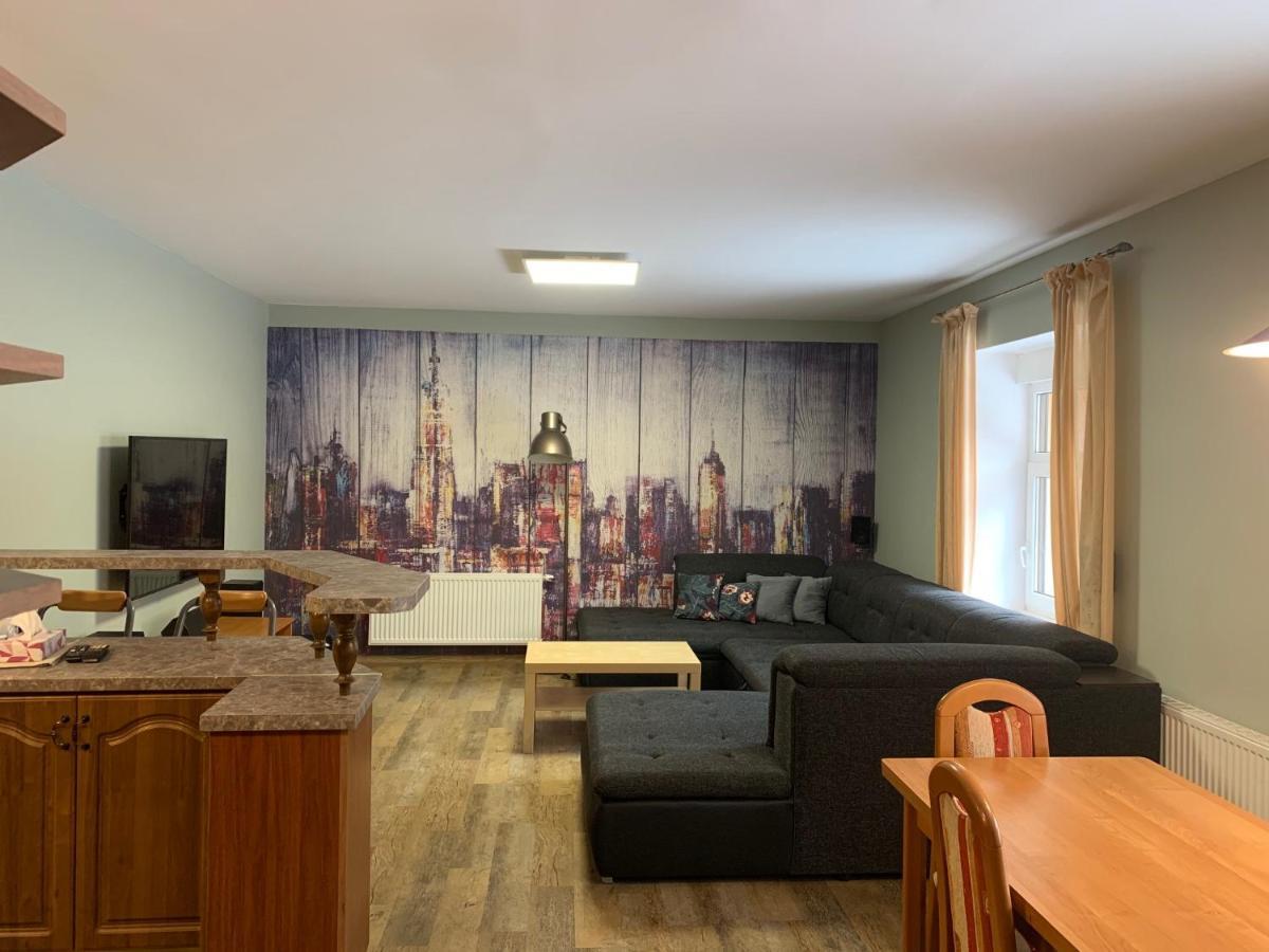 Apartman ยาคีมอฟ ภายนอก รูปภาพ